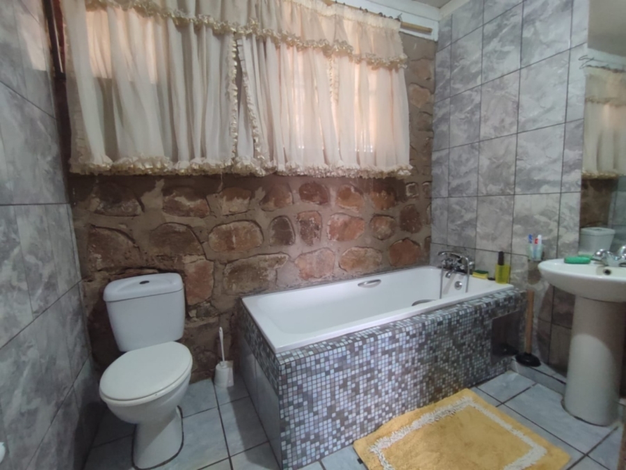 2 Bedroom Property for Sale in Rustenburg Rural North West